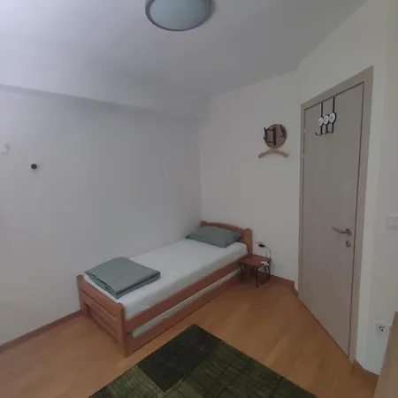 Cozy Urban Apartment In Skopje! Esterno foto